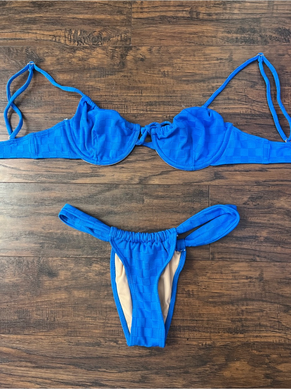 SHEIN Electric Blue Textured Underwire Bikini Set